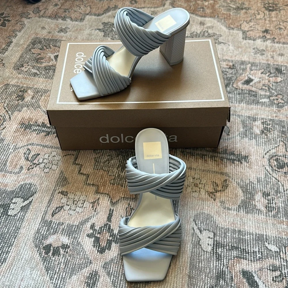 Dolce Vita pilton light blue stella sandals, size 7.5 - Picture 6 of 6